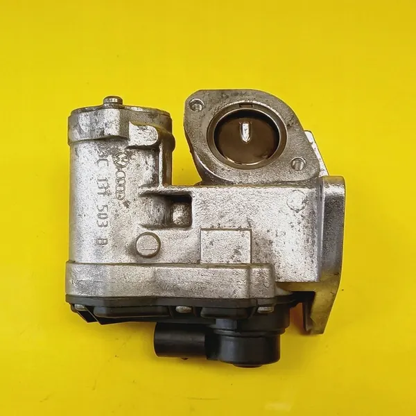 Válvula EGR Volkswagen Passat B6 1.6 03C131503B image 9