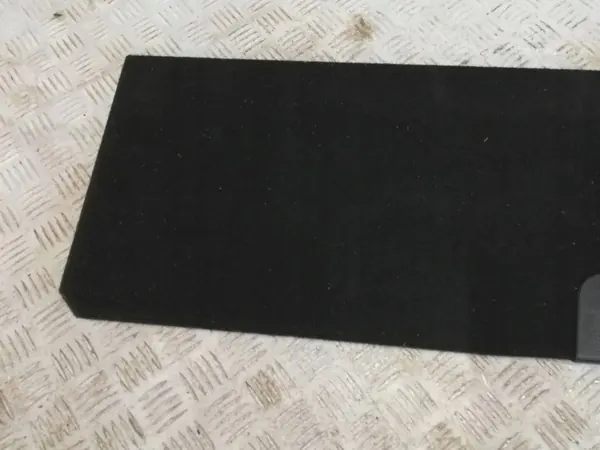 Renault Kadjar bagageutrymmesmatta OEM FRE37152 - Begagnad image 3