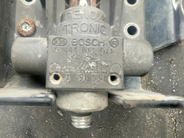 DAF CF85 2006-2013 AdBlue-injektor OEM 0444011011 image 5