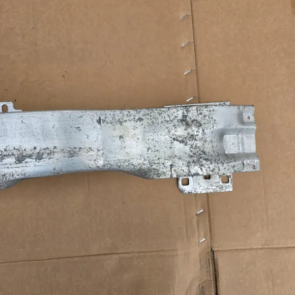 Framstötfångarförstärkning OEM 8V0807109 för Audi A3 8V image 3