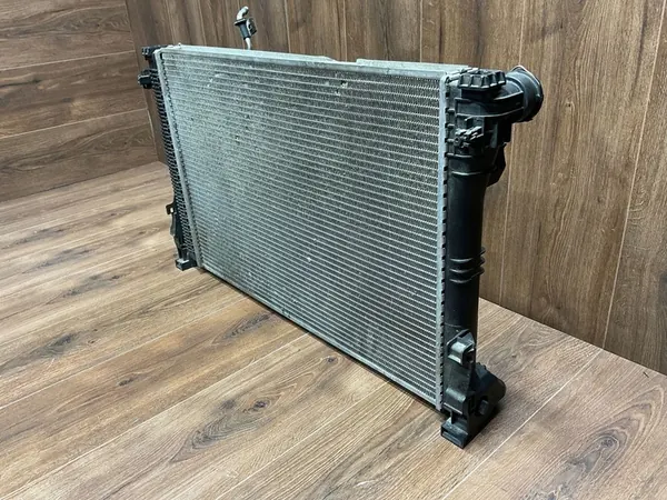 Mercedes-Benz Water Radiator A2045001203 image 7
