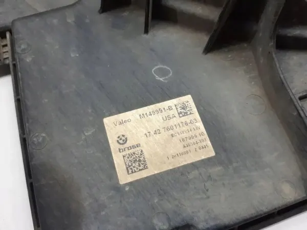 BMW X3 F25 Radiatorventilator Kap OEM 7601176 image 3