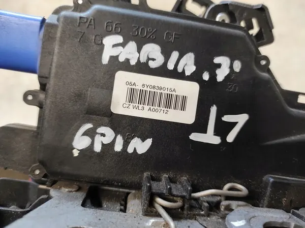 SKODA FABIA 1 I LIFT 04- VÄNSTER BAKLÅS 6PIN image 5