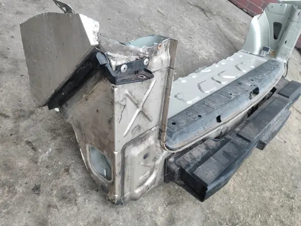 FIAT ŚCIANKA OEM Viga parachoques trasera Doblo II/Combo D image 4