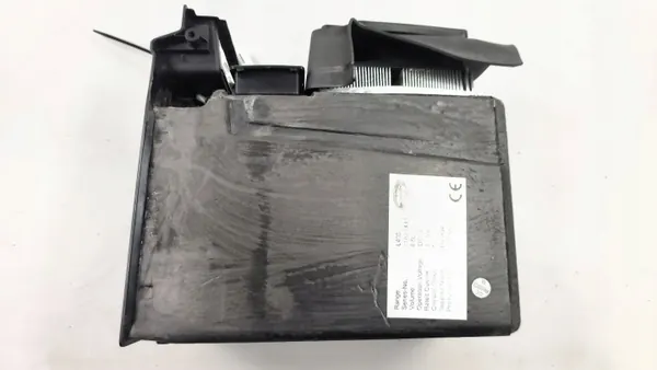 Jääkaappikomero OEM 11027444 Range Rover Sport L494:lle image 4