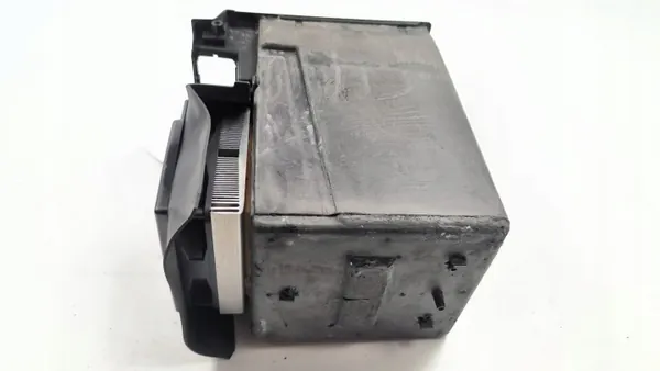 Jääkaappikomero OEM 11027444 Range Rover Sport L494:lle image 6