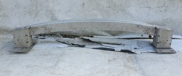 BMW X5 Takapuskuri Vahvistus image 2