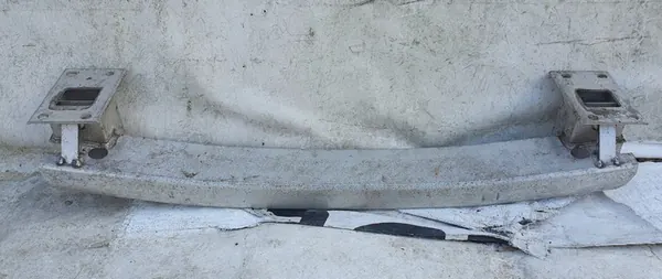 BMW X5 Takapuskuri Vahvistus image 6