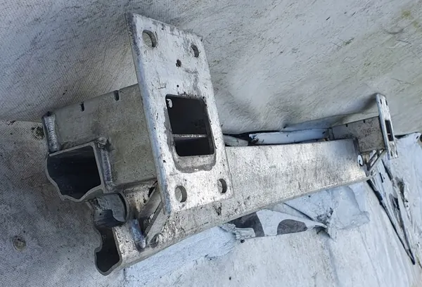 BMW X5 Takapuskuri Vahvistus image 8