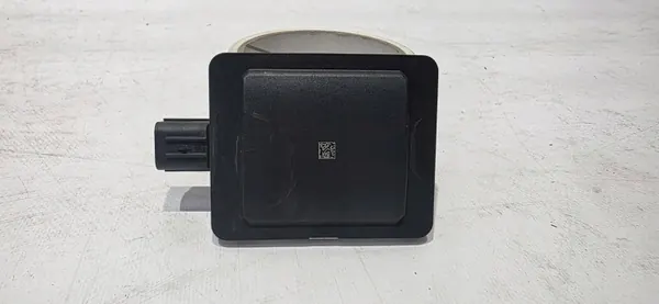 Sokean kulman anturimoduuli OEM A2C7431800100 Lexus image 2
