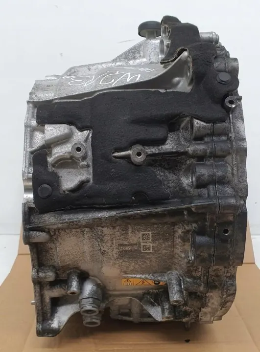 Mercedes W213 2.0 CDI Hybrid sähkömoottori OEM A7252704712 image 3