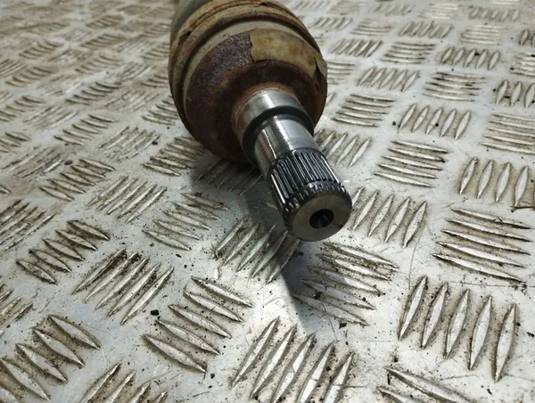 Opel Antara 2012 Vänster Bakre Halvaxel OEM 96624821 image 4