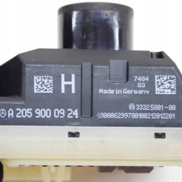 Pieza Mercedes-Benz GLC C253 OEM 3332580100 Usada image 7