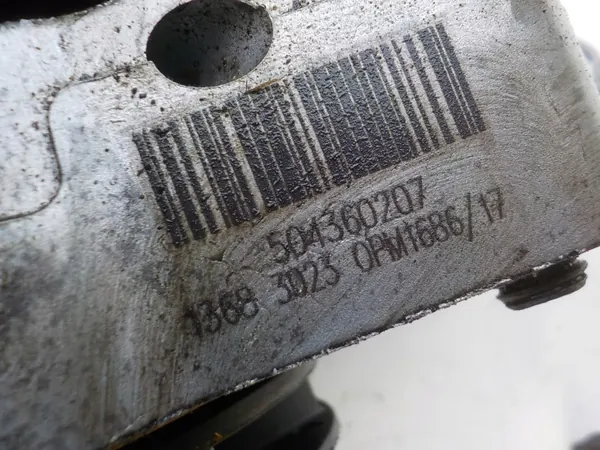Iveco OE Visco Wiskoza 504360207 - Begagnad del image 4