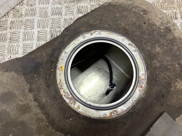 Bränsletank OEM AMD221660 för Nissan 350Z image 9