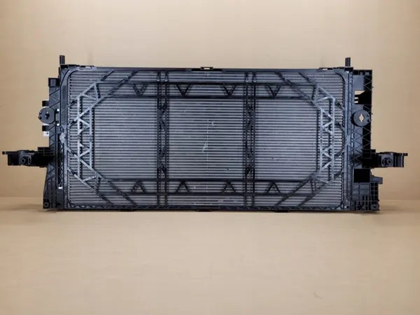 Ventilador de Radiador Completo Volvo EC40 2021- image 4