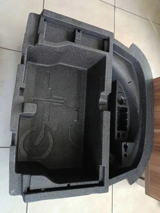 Isopor da mala Skoda Octavia IV 2022 Carrinha image 2