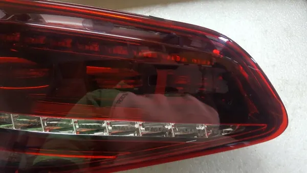 Vasen Takavalo LED Volkswagen Golf VII 5G0945307D image 2