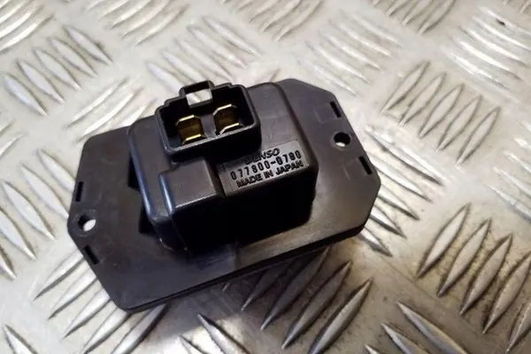 Värmefläktrelä SUBARU OUTBACK 2.5L image 3