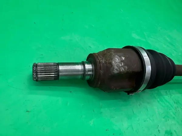 Vänster kort drivaxel fram Fiat Bravo II 07-1.9 JTD image 2