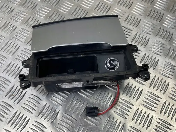 Cenicero Encendedor Audi Q7 4M OEM 4M1863273 image 3