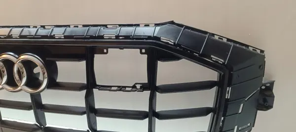 Audi Q8 4M8 2018-23 Grille OEM 4M8853651AF Zwart image 7