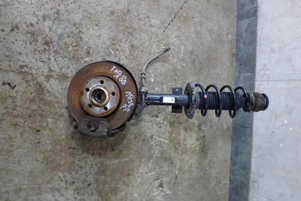 McPherson Destro Sinistro Snodo SKODA FABIA III 1.0BZ TSI OEM 6C0413031AN image 5