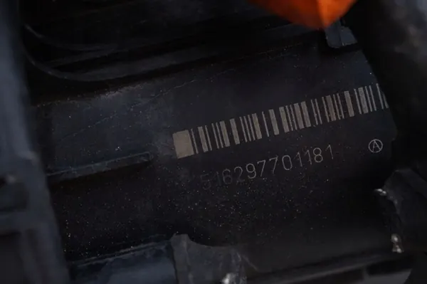 Volvo S90 V90 960 Bomba de aire secundaria 9146948 image 5