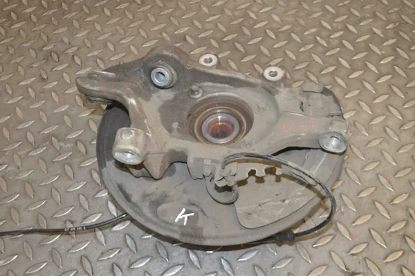 Vänster Bakre Knuckle Mercedes-Benz C Coupe (C205) A2059058503 image 2