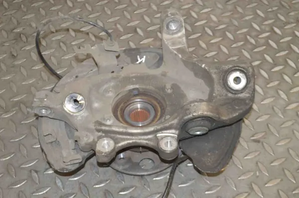 Vänster Bakre Knuckle Mercedes-Benz C Coupe (C205) A2059058503 image 3