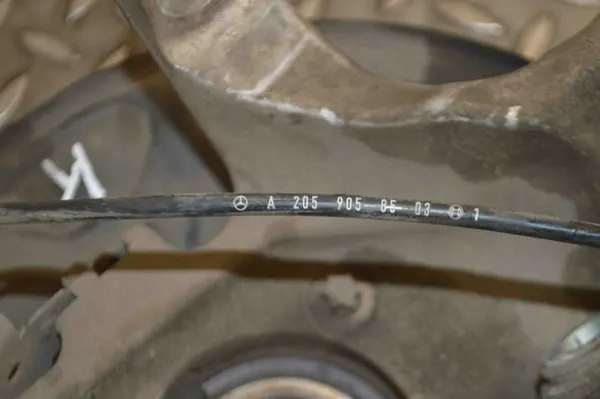 Vänster Bakre Knuckle Mercedes-Benz C Coupe (C205) A2059058503 image 4