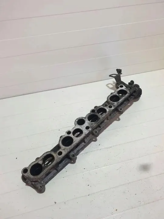 Colector de admisión OEM 55351529 para Opel Signum 2.2L image 2