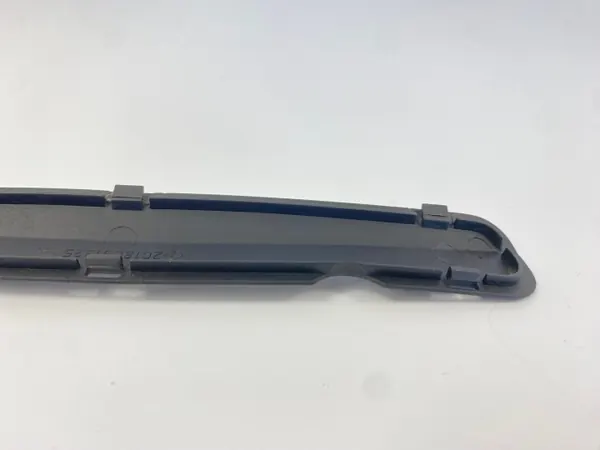 Tapón OEM 2018891325 para Mercedes W201 Parabrisas image 10