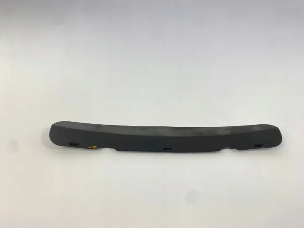 Tapón OEM 2018891325 para Mercedes W201 Parabrisas image 3