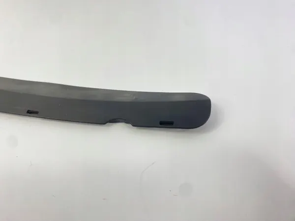 Tapón OEM 2018891325 para Mercedes W201 Parabrisas image 4