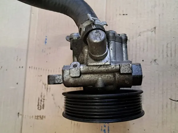 Servostyrningspump Mercedes CLK W209 3.0 CDI V6 A0054660101 image 3