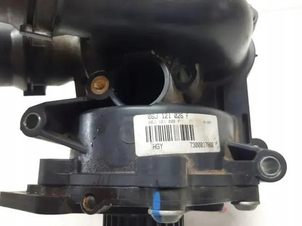 Vesipumppu termostaatti OEM 06J121026F Audi A4 B8 image 6