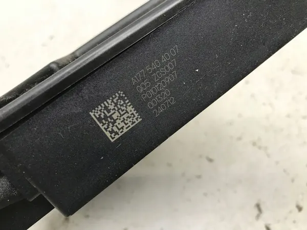 MERCEDES A W177 1.3H 2024 CAJA DE FUSIBLES A1775404007 image 8