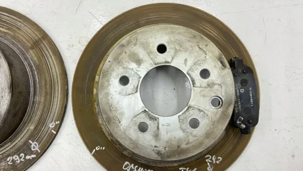Remschijven & Blokken Set Achter 292mm Nissan Qashqai OEM image 7