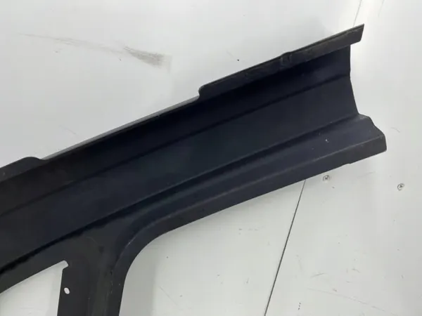 Audi Q8 E-TRON takakontin pylväs OEM 4ke809837 - Käytetty image 10