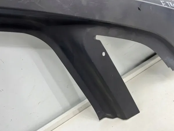 Audi Q8 E-TRON takakontin pylväs OEM 4ke809837 - Käytetty image 5