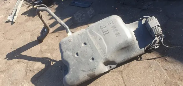 Polttoainesäiliö OEM 9805116480 Peugeot 208:lle image 10