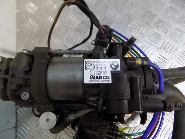 Compressore sospensione BMW G11 G12 6861882 6861682 image 3