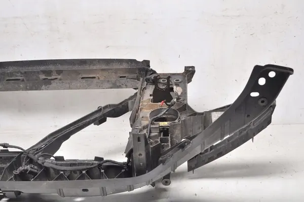 AUDI Q7 I 3.0 TDI Front Reinforcement 4L0807134C image 6