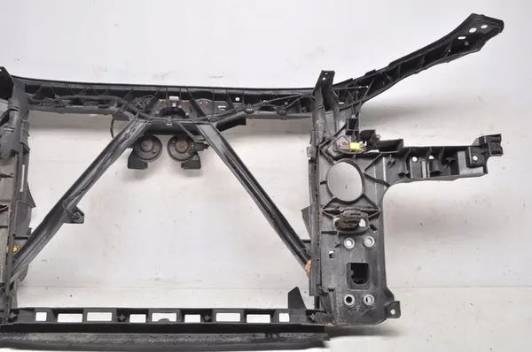 AUDI Q7 I 3.0 TDI Front Reinforcement 4L0807134C image 9