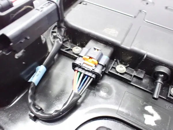 TANK ADBLUE POMPE  CITROEN C4 SPACETOURER image 8