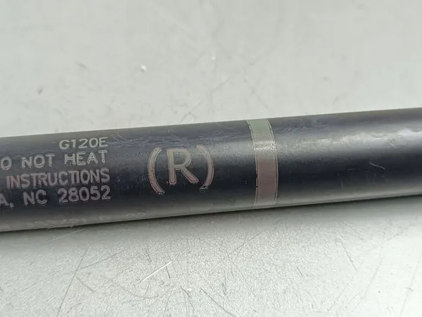 Atuador do capô Lincoln Corsair 2022 LJ7BS16C826AA image 4