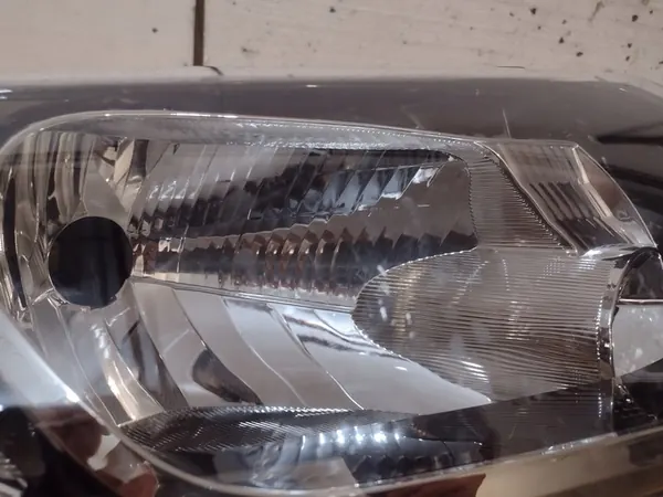 Oikea Ajovalo Dacia Sandero II 2012 image 3