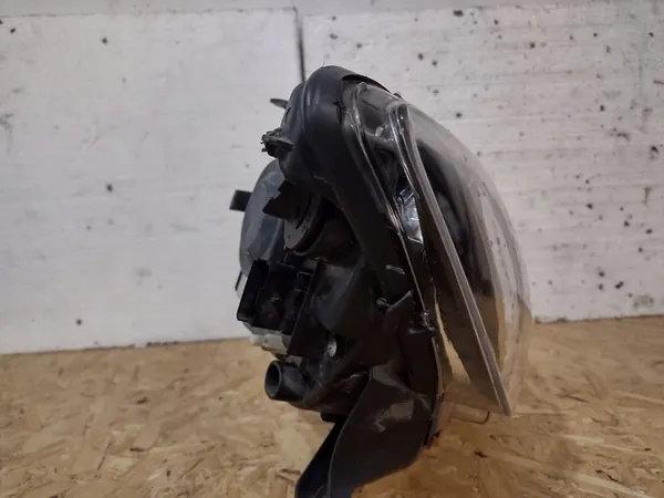 Oikea Ajovalo Dacia Sandero II 2012 image 7