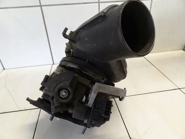 VW PASSAT B3 III 1.8 B 88-93 Couverture Monowtrysk 0132008S00 image 3